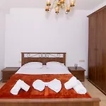 Vintage Blloku Apartment